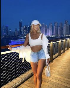 666532914: Chica busca chico en Tenerife