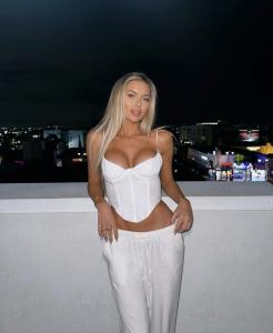 666532914: Chica busca chico en Tenerife