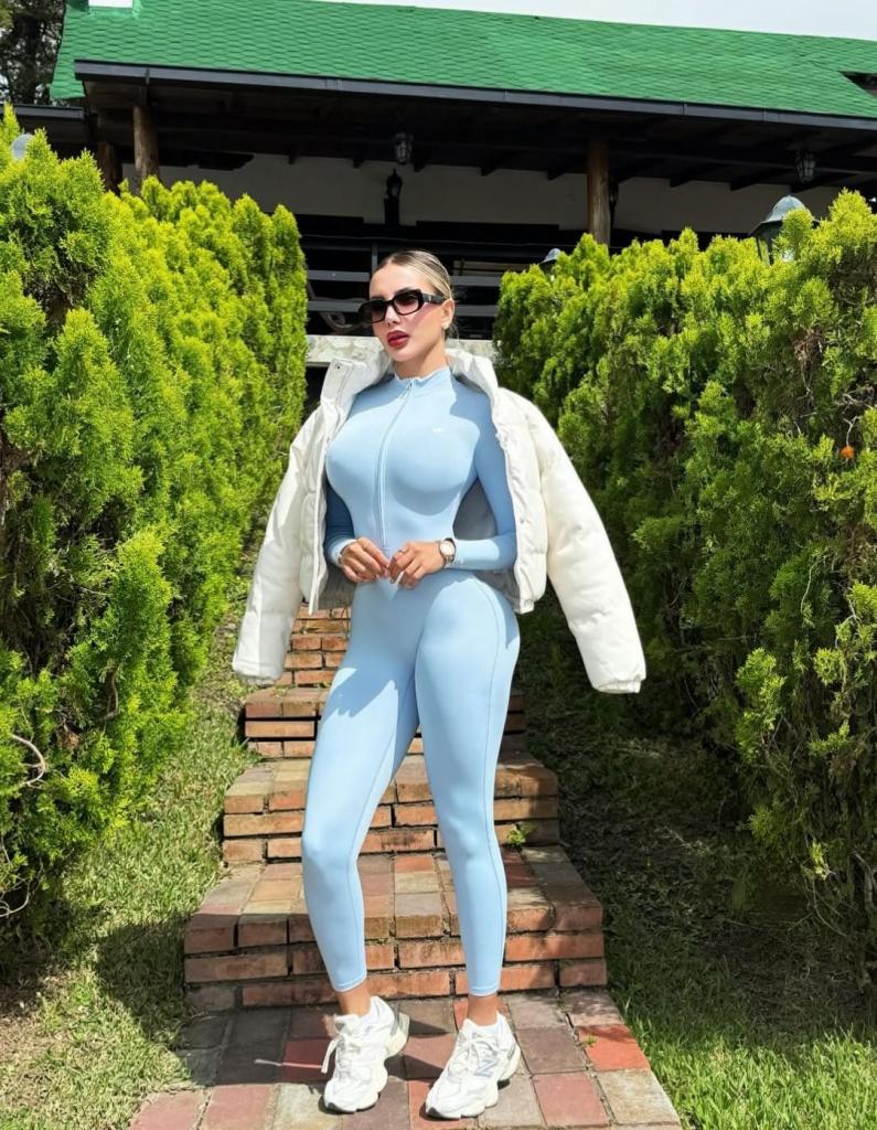 672963632: Chica busca chico en Cantabria