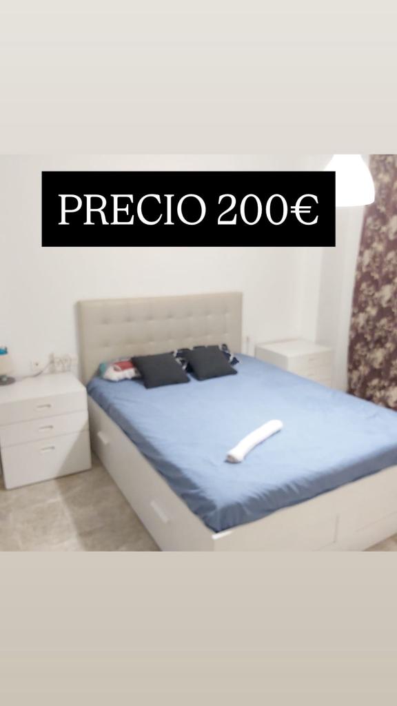 678425414:  en Málaga