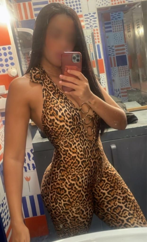 Chica busca chico en Sevilla: 