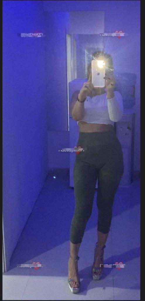 661692947: Chica busca chico en Madrid