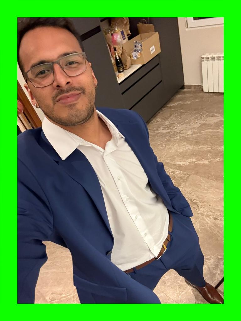 Chico busca chica en Ibiza: 