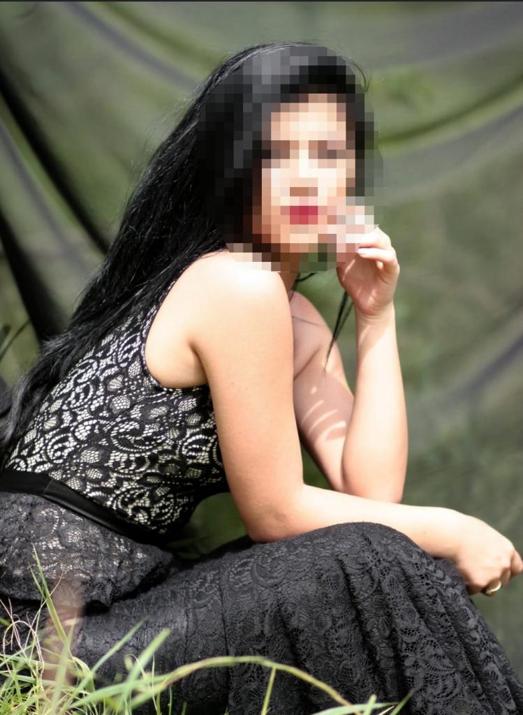 642706399: Chica busca chico en Murcia