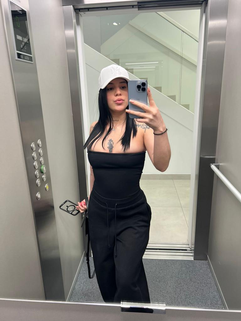 Chica busca chico en Sevilla: 