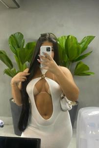 614823085: Chica busca chico en Orense