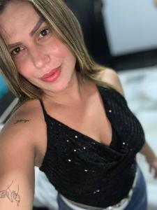 624153910: Chica busca chico en Sevilla