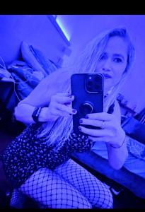 603332363: Chica busca chico en Ibiza