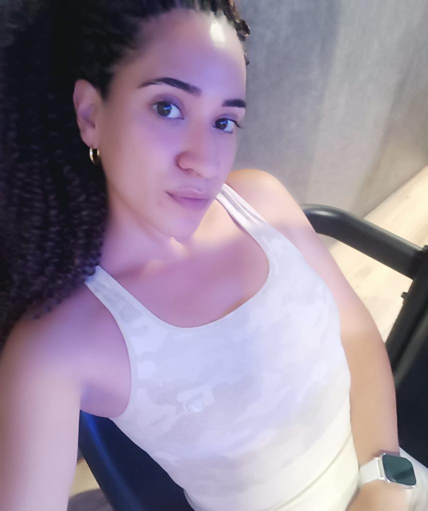 Chica busca chico en Tenerife: 