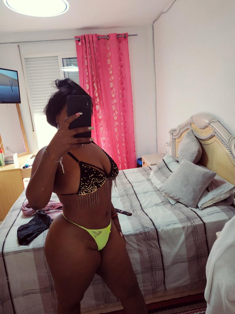 Chica busca chico en Alicante: 