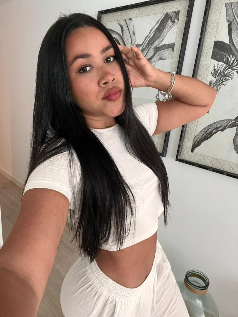 Chica busca chico en Las Palmas: Chica busca chico