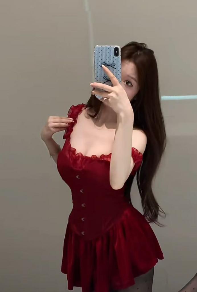 697887716: Chica busca chico en Barcelona