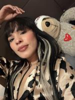 605768826: Chica busca chico en Barcelona