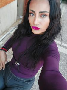 643682877: Travesti en León