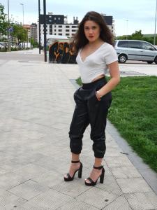 698458075: Transexual en La Coruña