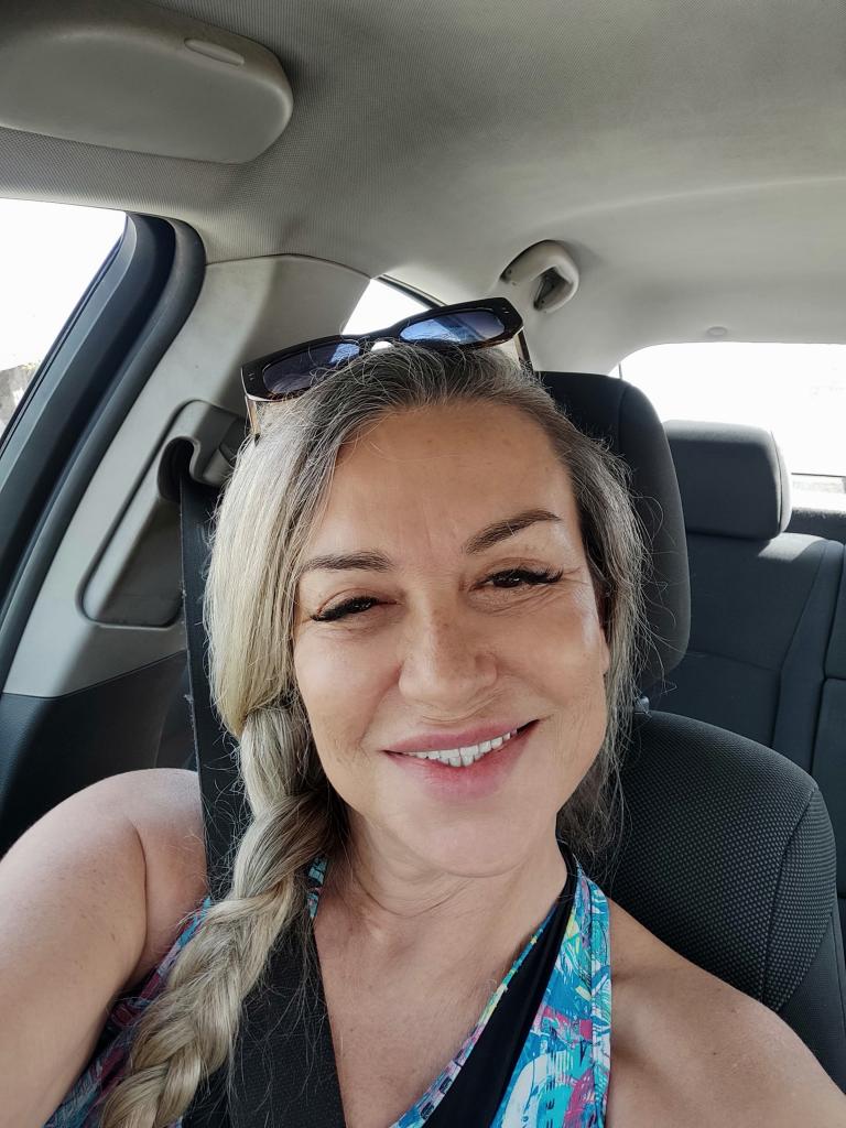 645489485: Chica busca chico en Cádiz