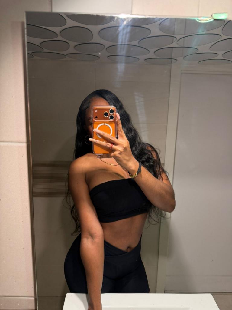 Chica busca chico en Alicante: 