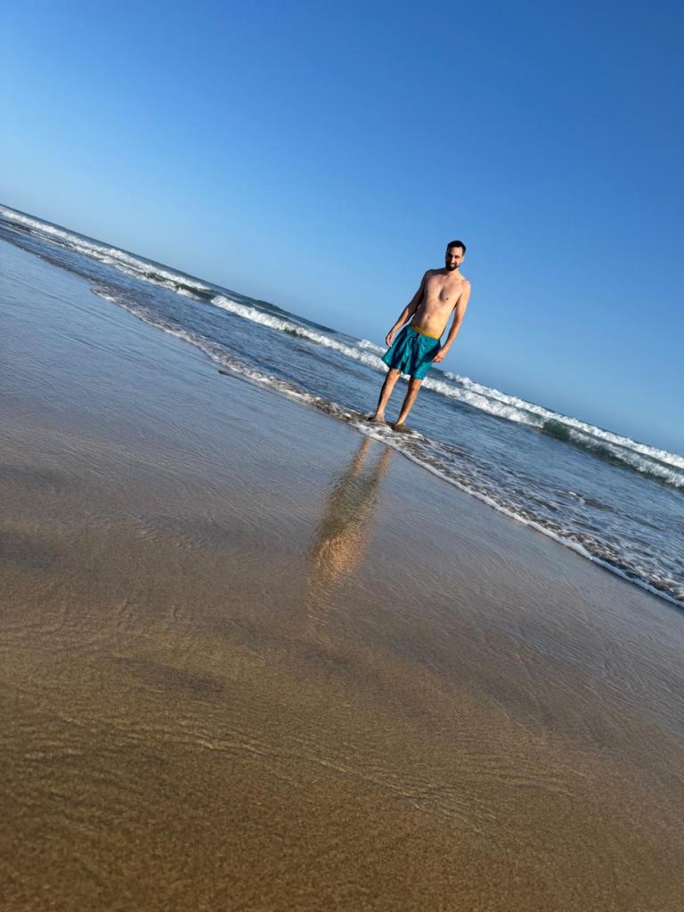 613872363: Chico busca chica en León