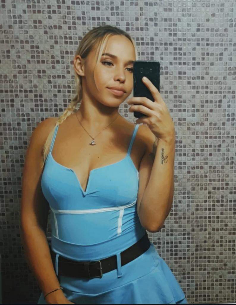 603525870: Chica busca chico en Sevilla