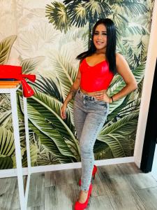 674837514: Chica busca chico en Málaga