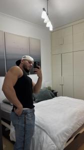 643705151: Chico busca chica en Madrid