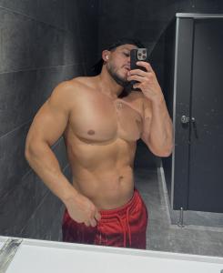 643705151: Chico busca chica en Madrid