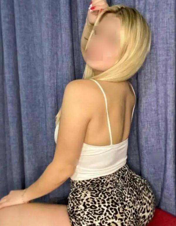 Chica busca chico en Granada: 