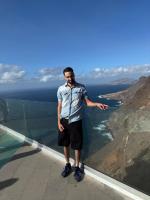 613872363: Chico busca chica en León