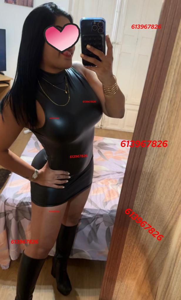 613967826: Chica busca chico en La Coruña