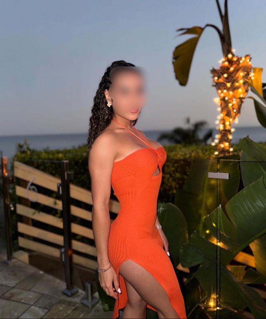 Chica busca chico en Castellón: 