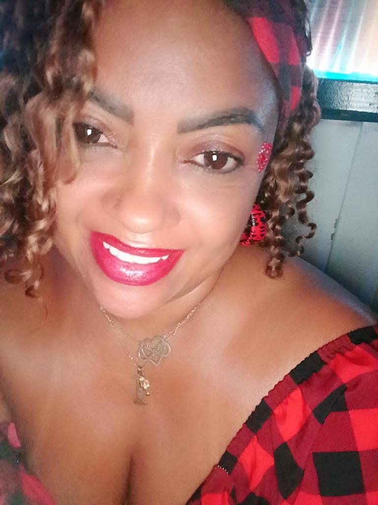 689739268: Chica busca chico en Zaragoza