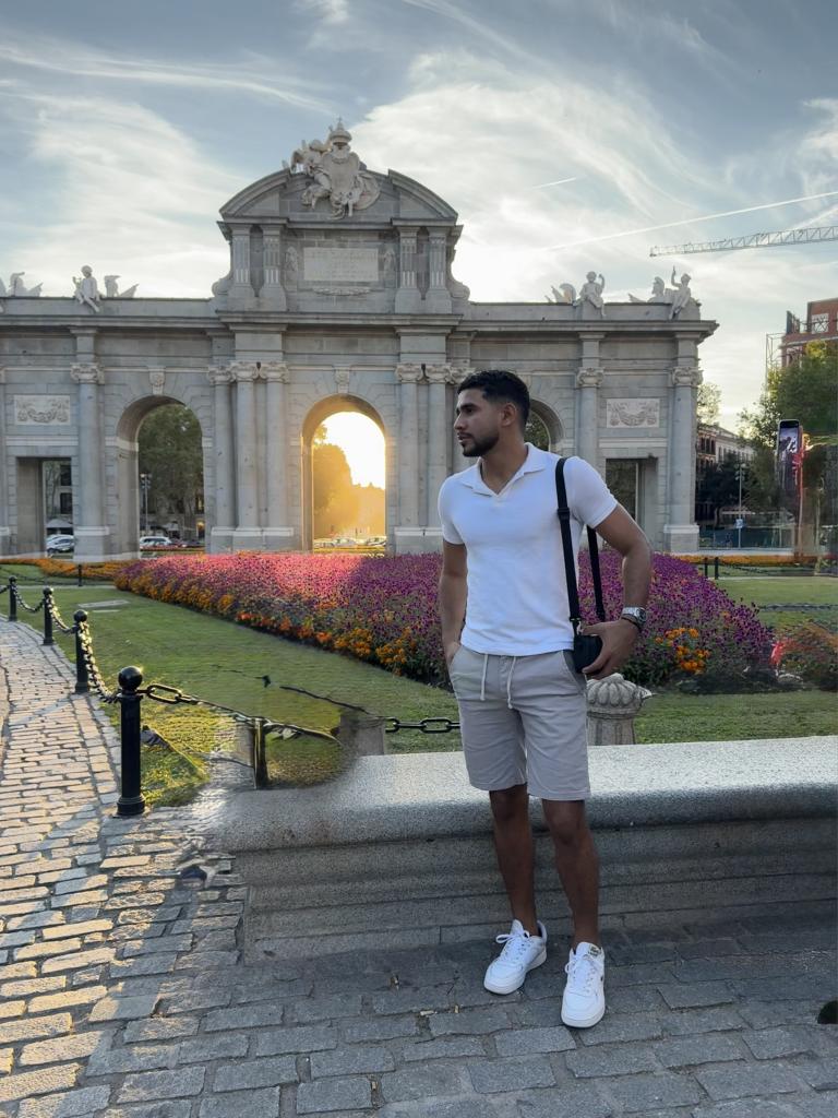 Chico busca chica en Madrid: 