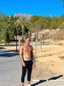 631385777: Chico busca chica en Guipúzcoa