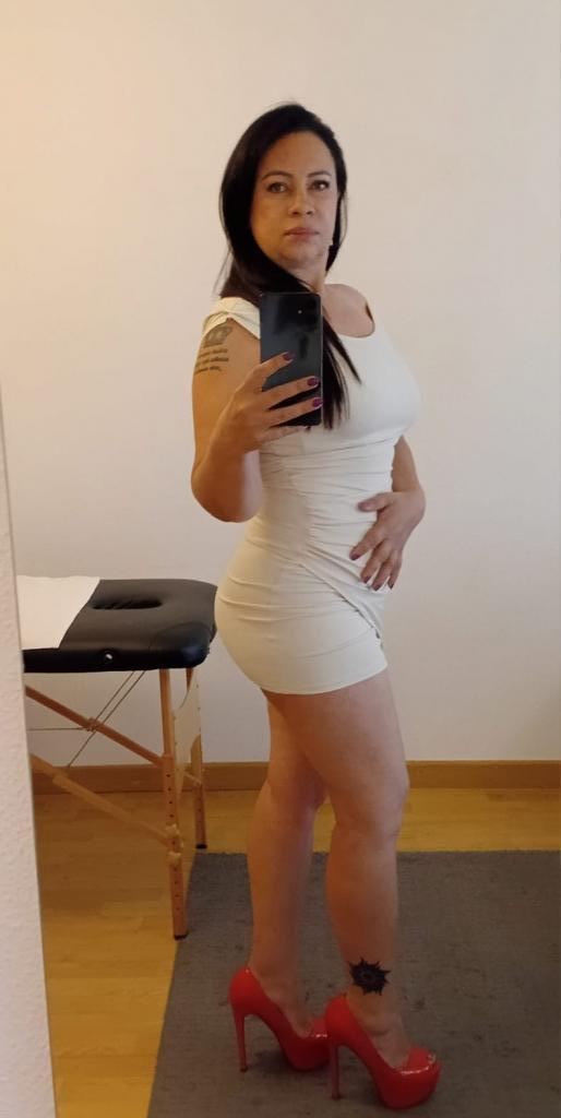 Chica busca chico en La Coruña: 