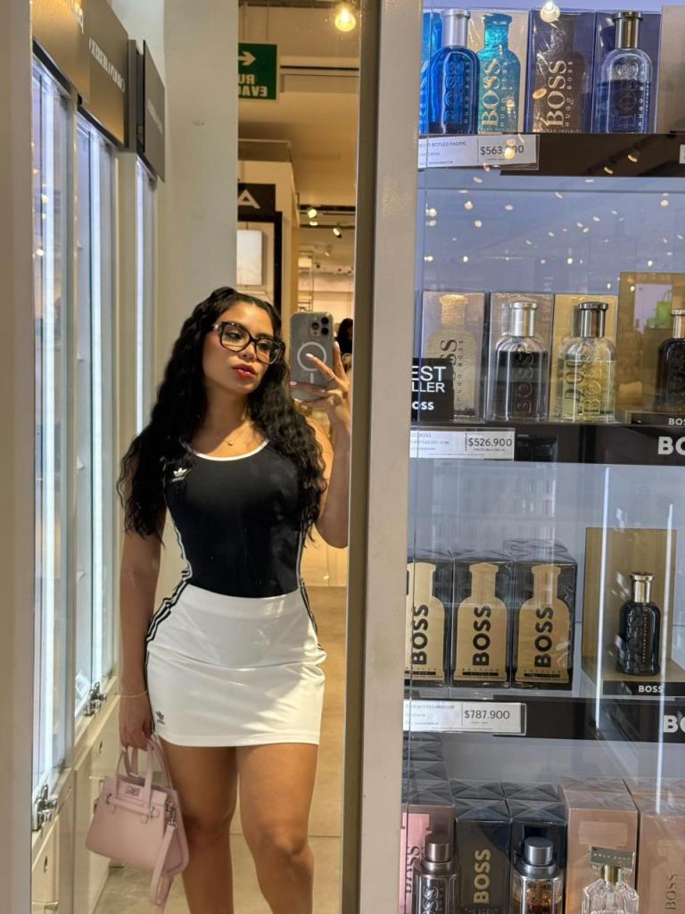 604462143: Chica busca chico en Málaga