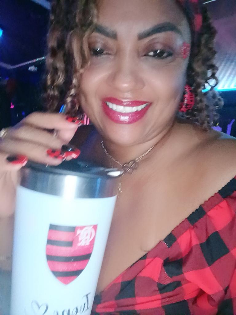 689739268: Chica busca chico en Zaragoza