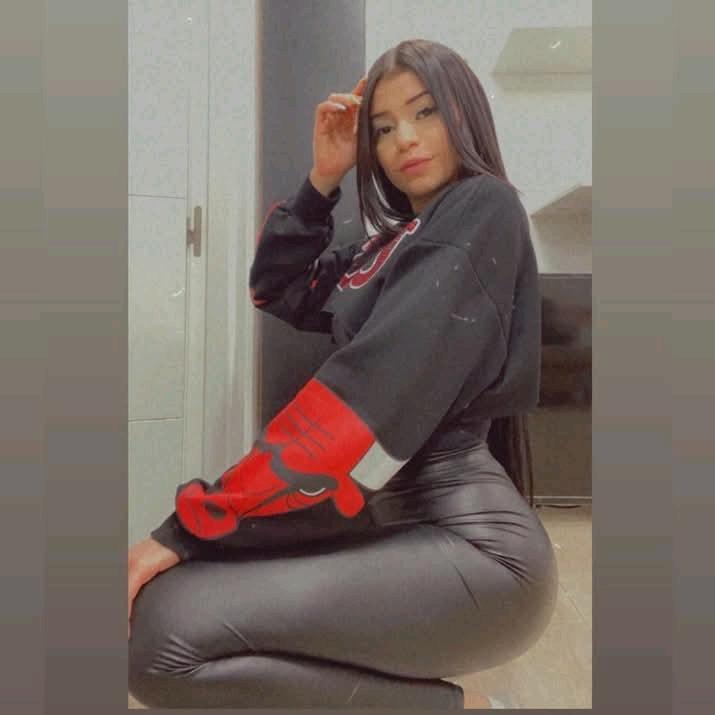 659025358: Chica busca chico en Málaga