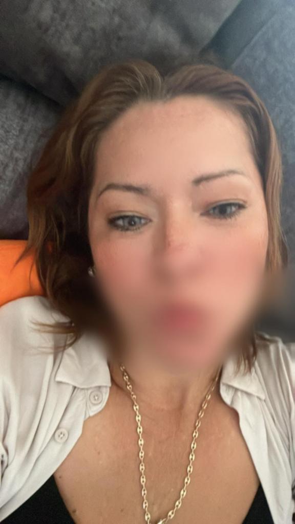 672552173: Chica busca chico en Cádiz