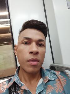 Chico busca chica en Tarragona: 