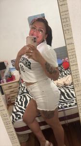 643589706: Chica busca chico en La Coruña