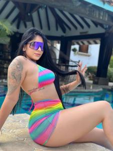 678665357: Chica busca chico en Granada