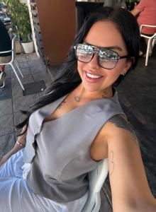 638776471: Chica busca chico en Murcia