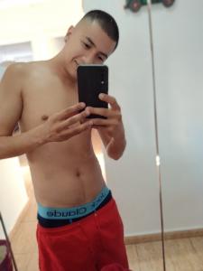 641970769: Chico busca chica en Alicante