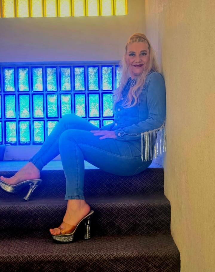 Chica busca chico en Alicante: 