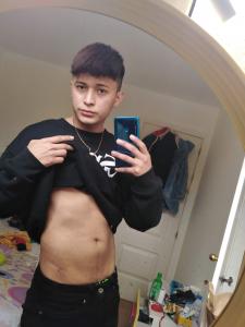 614527123: Chico busca chica en Málaga