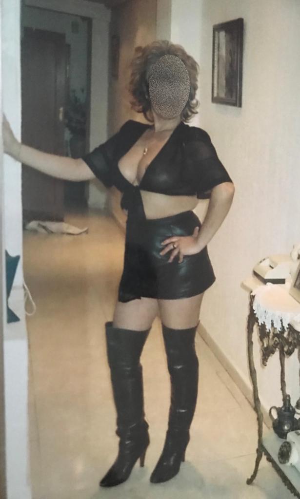 Chica busca chico en Valencia: Chica busca chico