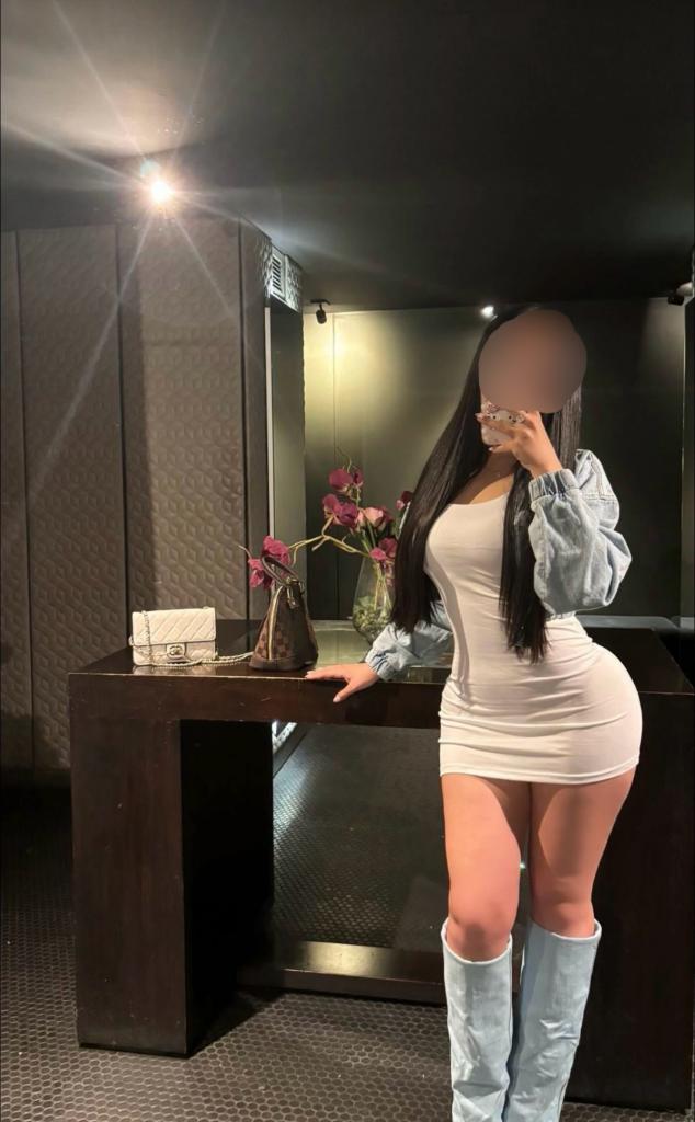 Chica busca chico en Cantabria: Chica busca chico