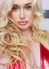 637828903: Chica busca chico en Barcelona