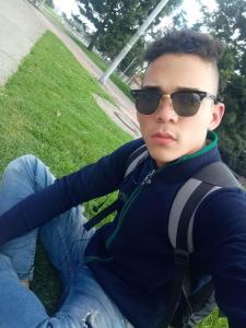 603106213: Chico busca chica en Barcelona