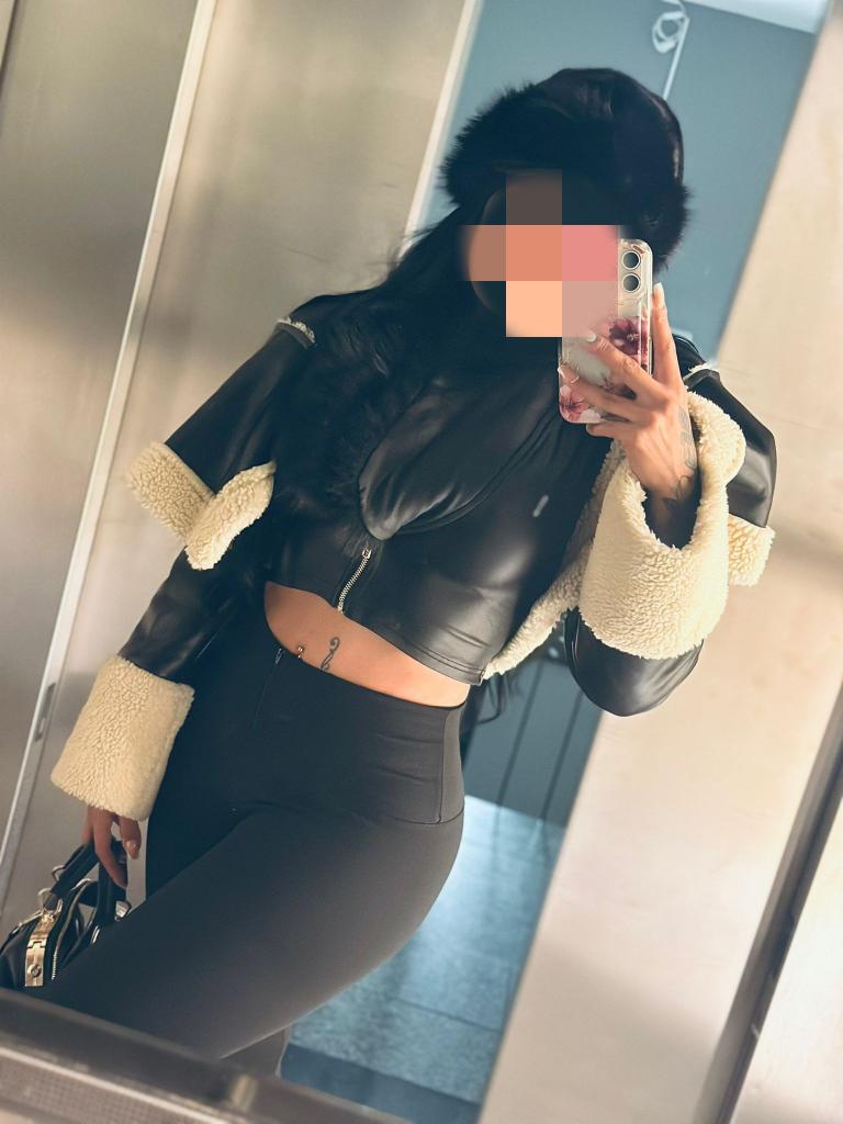 Chica busca chico en Valencia: Chica busca chico